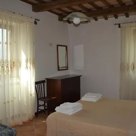 Country House Casa Rossa Alojamento de Acomodação e Pequeno-almoço