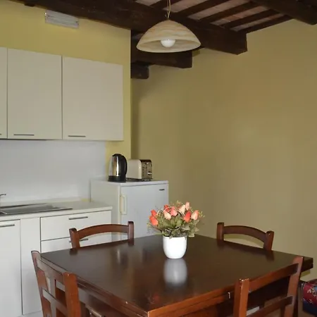 Country House Casa Rossa Alojamento de Acomodação e Pequeno-almoço