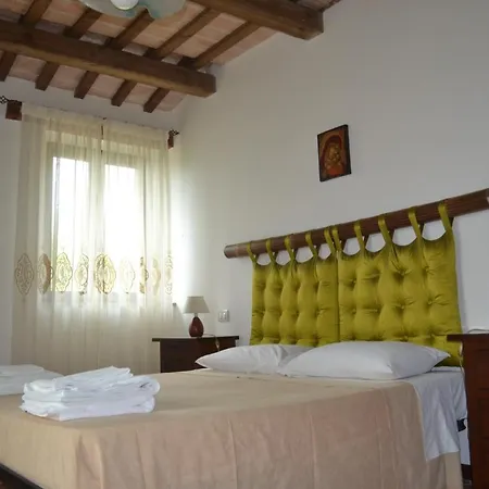 Country House Casa Rossa *